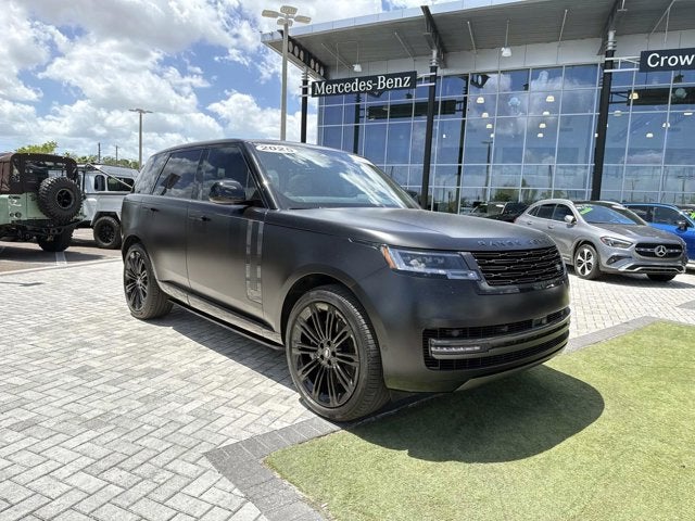 2025 Land Rover Range Rover SE