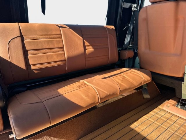 1999 Land Rover Defender 110 Base