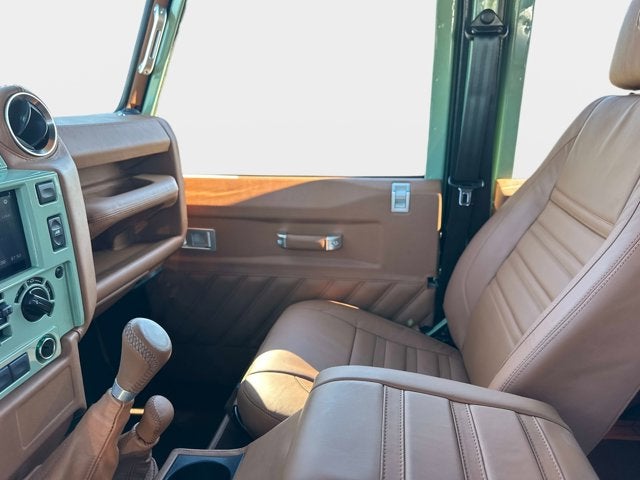 1999 Land Rover Defender 110 Base