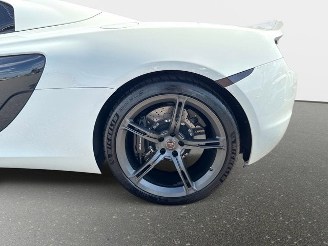 2015 McLaren 650S Base