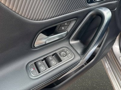 2025 Mercedes-Benz CLA 250