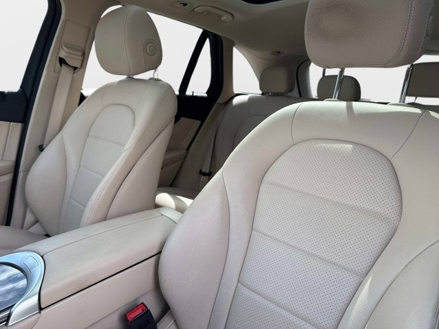 2020 Mercedes-Benz GLC 300