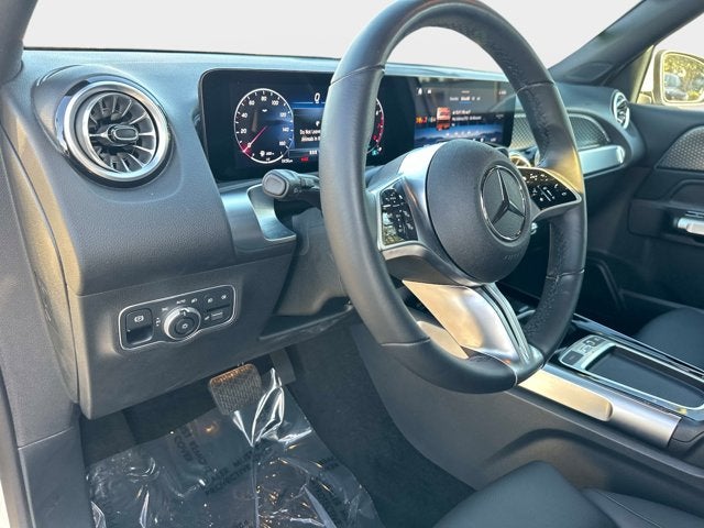 2025 Mercedes-Benz GLB 250