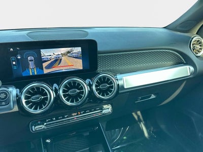 2025 Mercedes-Benz GLB 250