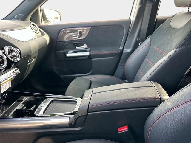 2025 Mercedes-Benz GLA 250