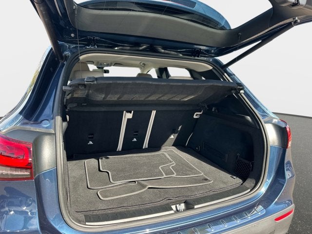 2023 Mercedes-Benz GLA 250