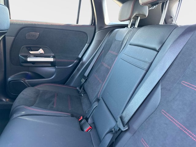 2025 Mercedes-Benz GLA 250