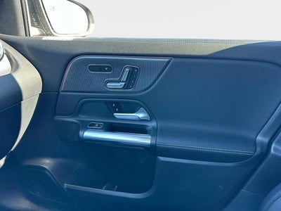 2022 Mercedes-Benz GLA 250