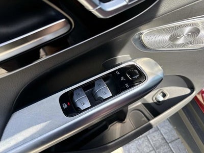 2024 Mercedes-Benz GLC 300