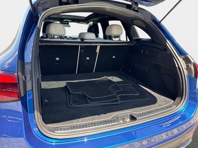 2023 Mercedes-Benz GLC 300