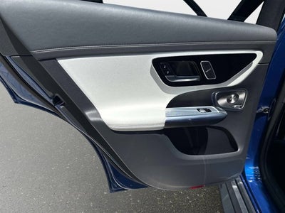 2023 Mercedes-Benz GLC 300