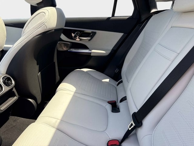 2023 Mercedes-Benz GLC 300