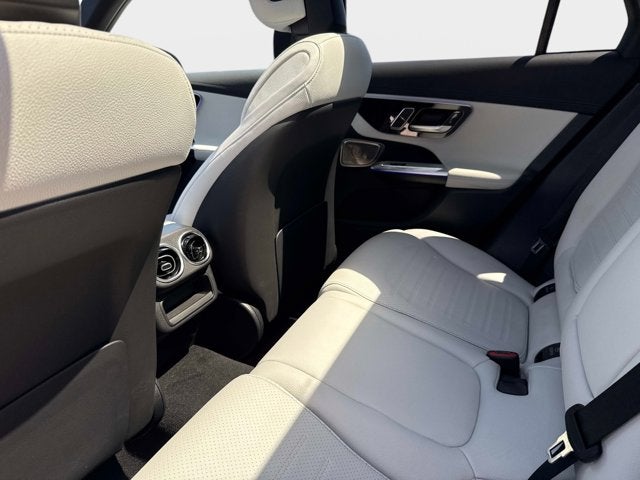 2023 Mercedes-Benz GLC 300