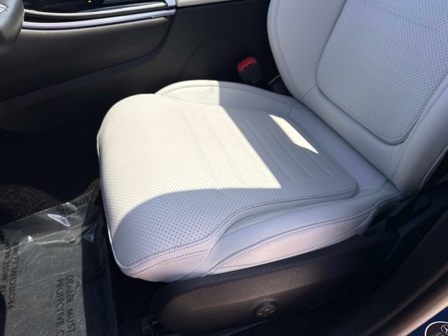 2023 Mercedes-Benz GLC 300