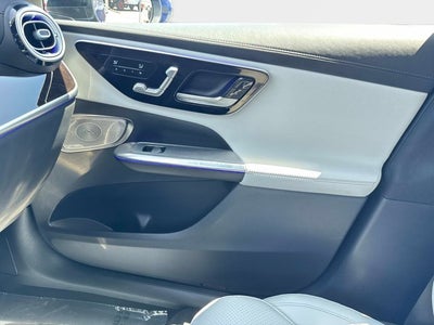 2023 Mercedes-Benz GLC 300