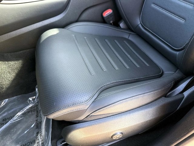 2026 Mercedes-Benz GLC 300