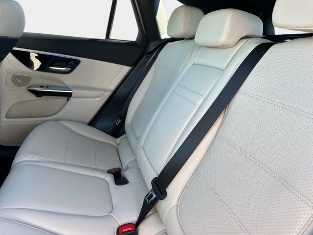 2024 Mercedes-Benz GLC 300