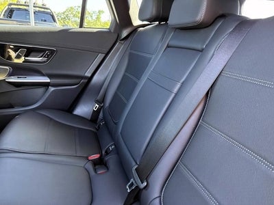 2023 Mercedes-Benz GLC 300