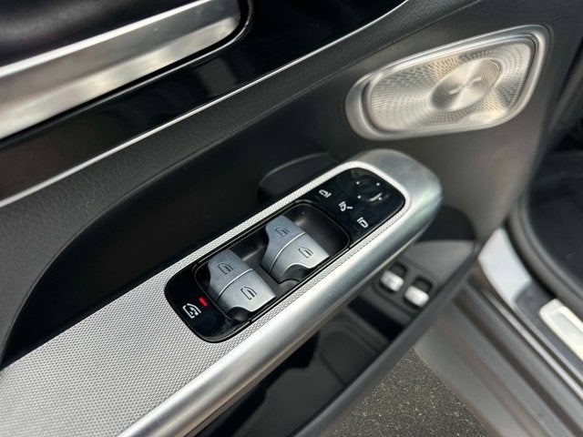 2025 Mercedes-Benz GLC 350e