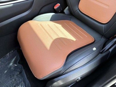 2026 Mercedes-Benz GLC 350e