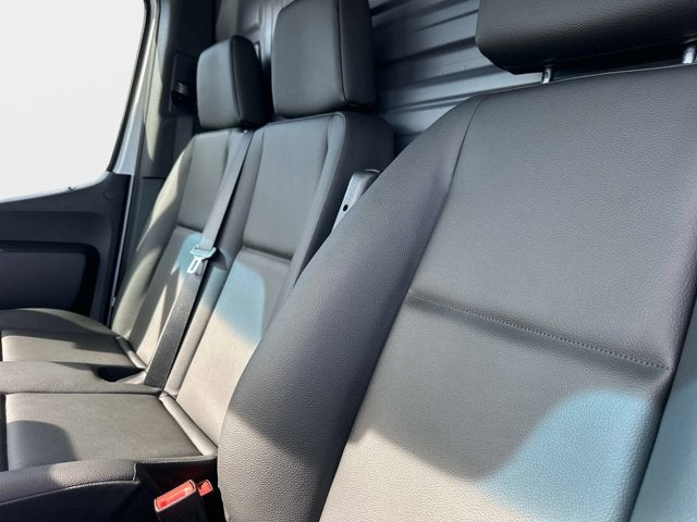 2025 Mercedes-Benz Sprinter 3500 Cargo 144 WB