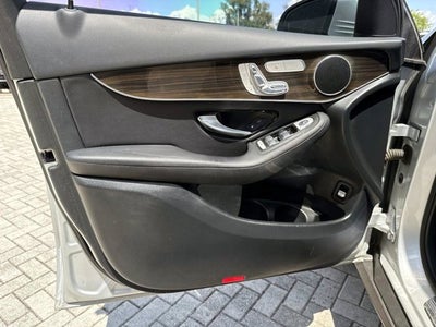 2016 Mercedes-Benz GLC 300