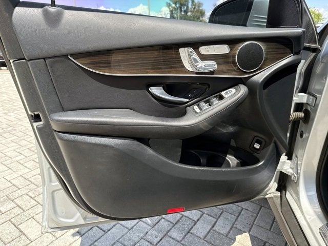 2016 Mercedes-Benz GLC 300