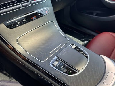 2020 Mercedes-Benz GLC 300