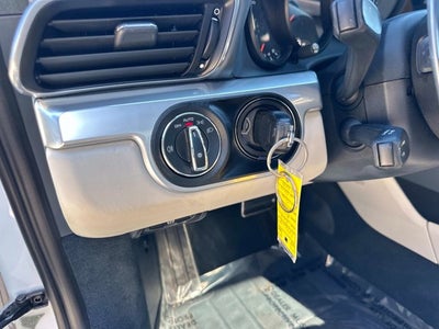 2017 Porsche 911 Carrera 4S