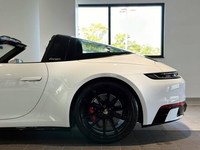 2022 Porsche 911 Targa 4S