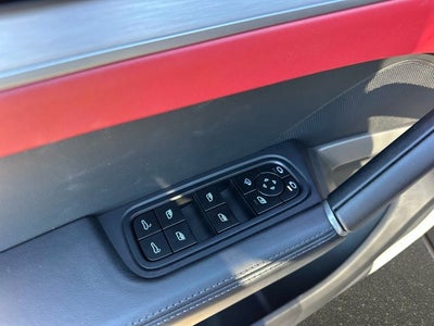 2025 Porsche Cayenne GTS