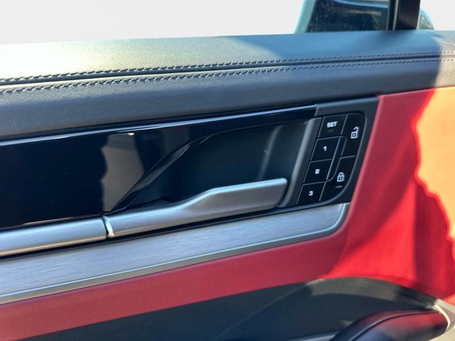 2025 Porsche Cayenne GTS