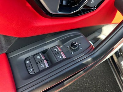 2022 Lamborghini Urus Base