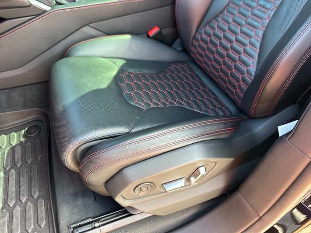 2022 Lamborghini Urus Base