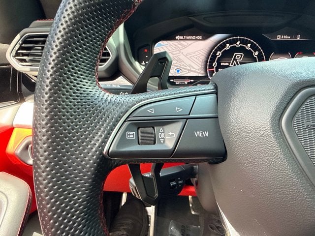 2022 Lamborghini Urus Base