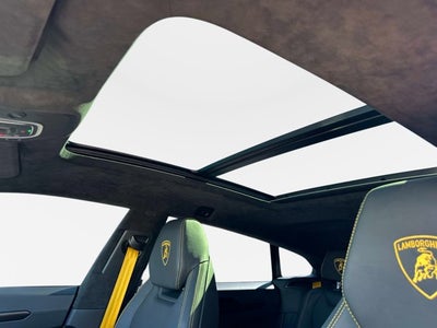 2023 Lamborghini Urus S