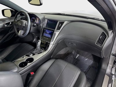 2019 INFINITI Q60 3.0t LUXE