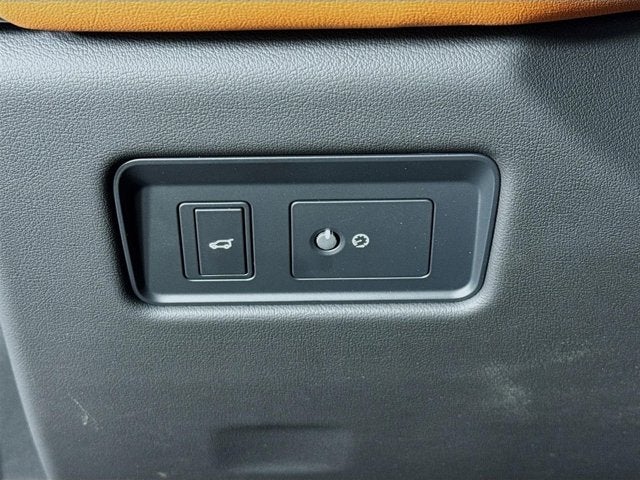 2026 Jaguar F-PACE P400 R-Dynamic S