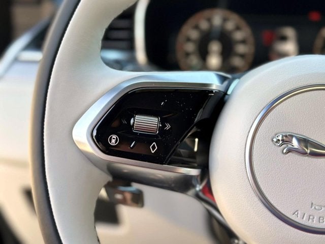 2026 Jaguar F-PACE P400 R-Dynamic S