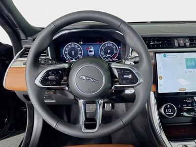 2024 Jaguar XF R-Dynamic SE