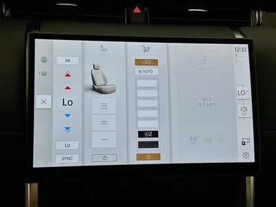 2025 Land Rover Discovery Sport S