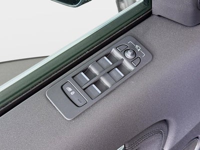 2025 Land Rover Discovery Sport S