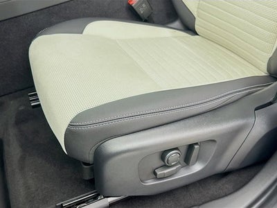 2025 Land Rover Discovery Sport S