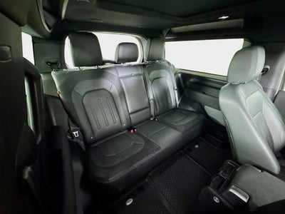 2022 Land Rover Defender 90 X-Dynamic SE