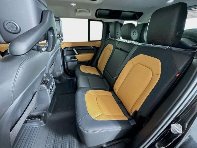 2024 Land Rover Defender 110 X-Dynamic SE