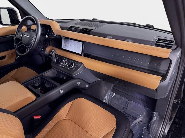 2024 Land Rover Defender 110 X-Dynamic SE