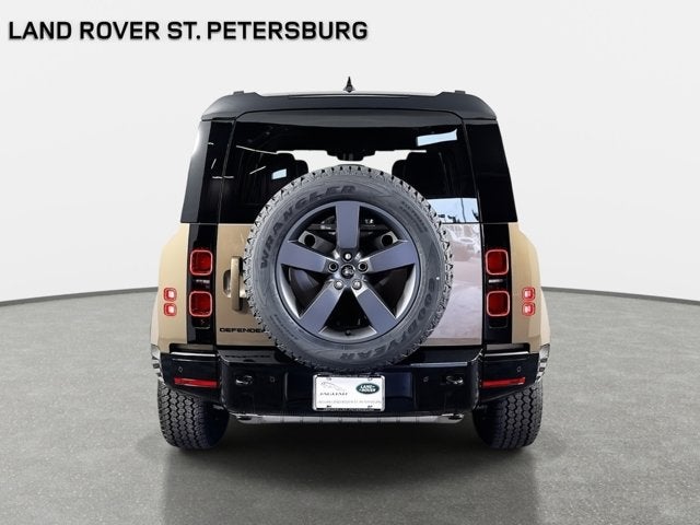 2025 Land Rover Defender 110 X-Dynamic SE