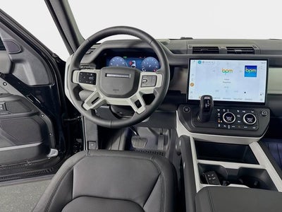 2026 Land Rover Defender 110 X-Dynamic SE