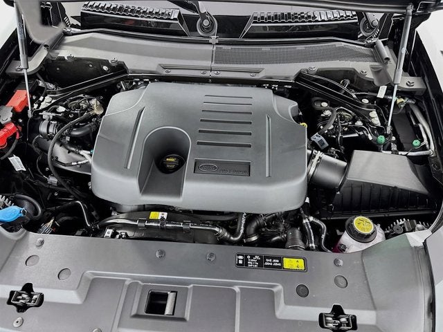 2026 Land Rover Defender 110 X-Dynamic SE