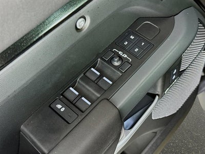 2024 Land Rover Defender 110 X-Dynamic SE
